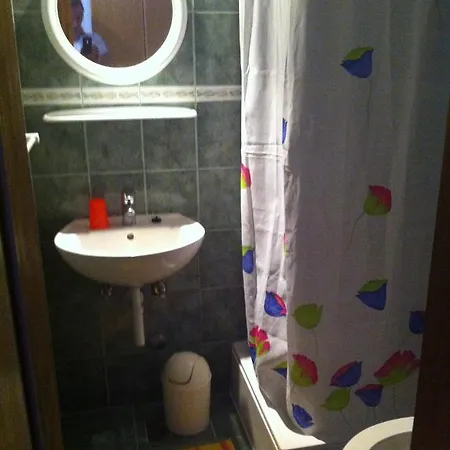 Ivan Dolac 15483a Appartamento Jelsa (Hvar)